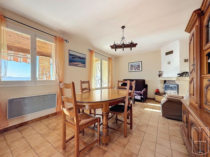 Image No.5-3 Bed House for sale