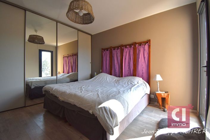 Image No.11-4 Bed House for sale