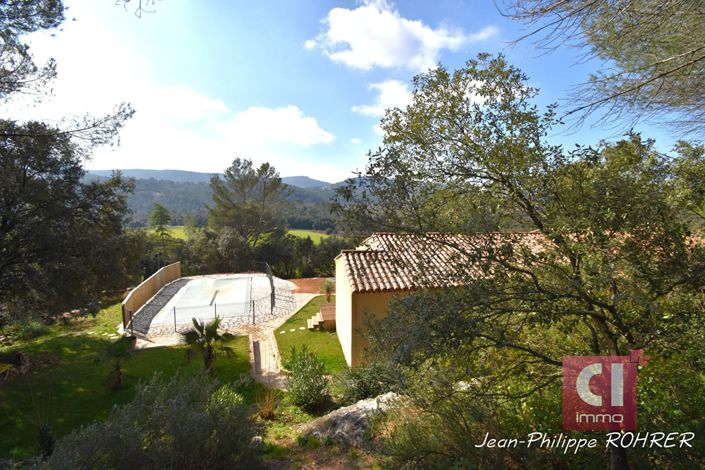 Image No.2-4 Bed House for sale