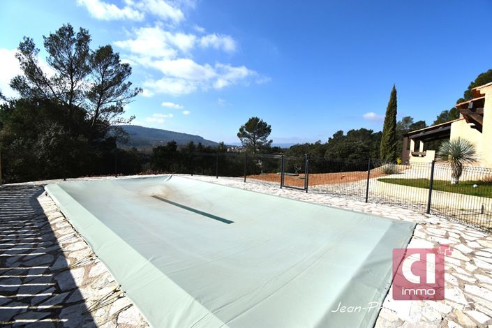 Image No.3-4 Bed House for sale