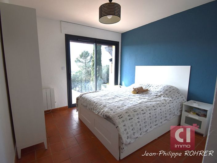 Image No.8-4 Bed House for sale