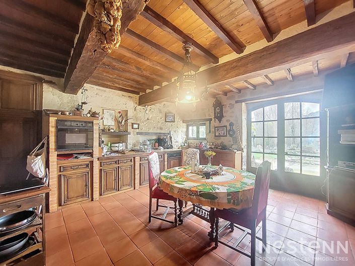 Image No.9-4 Bed House for sale