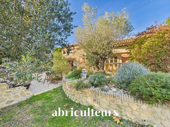 Image No.19-5 Bed House for sale