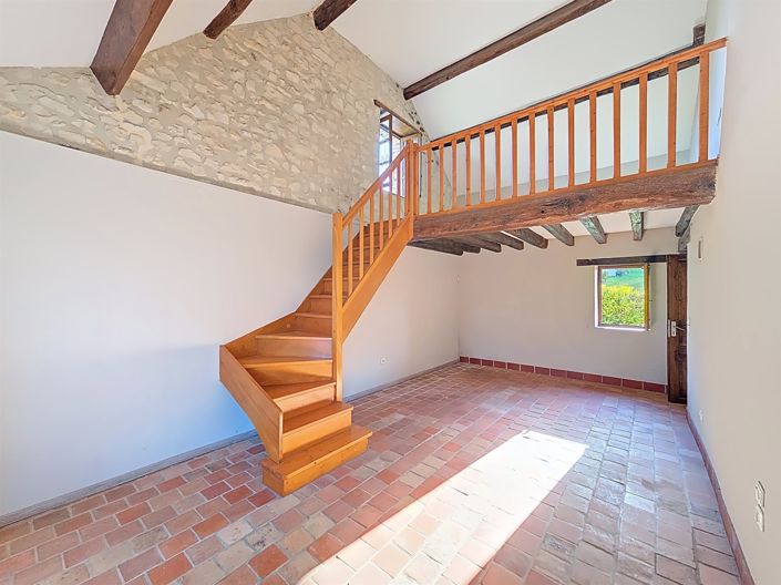 Image No.13-2 Bed House for sale