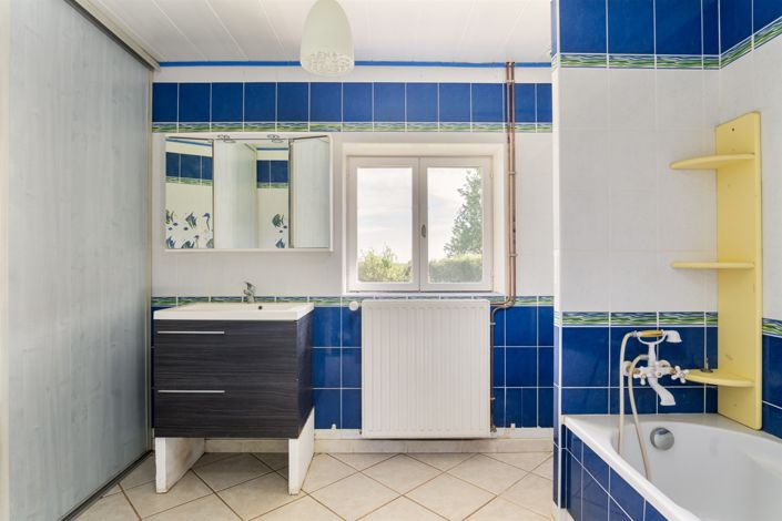 Image No.25-2 Bed House for sale