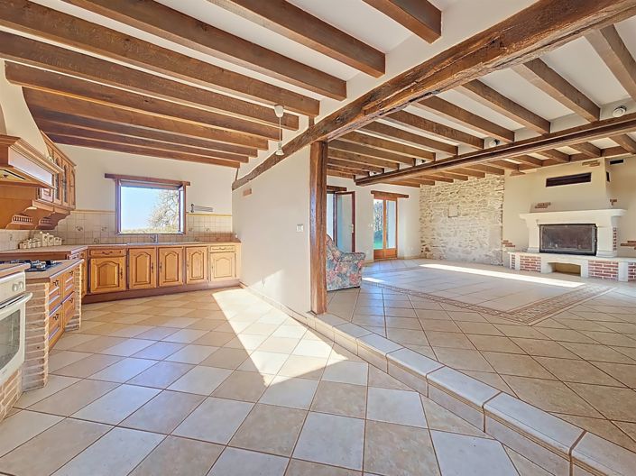 Image No.6-2 Bed House for sale