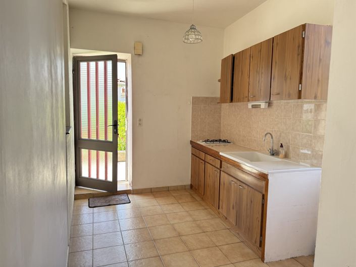 Image No.20-6 Bed House for sale