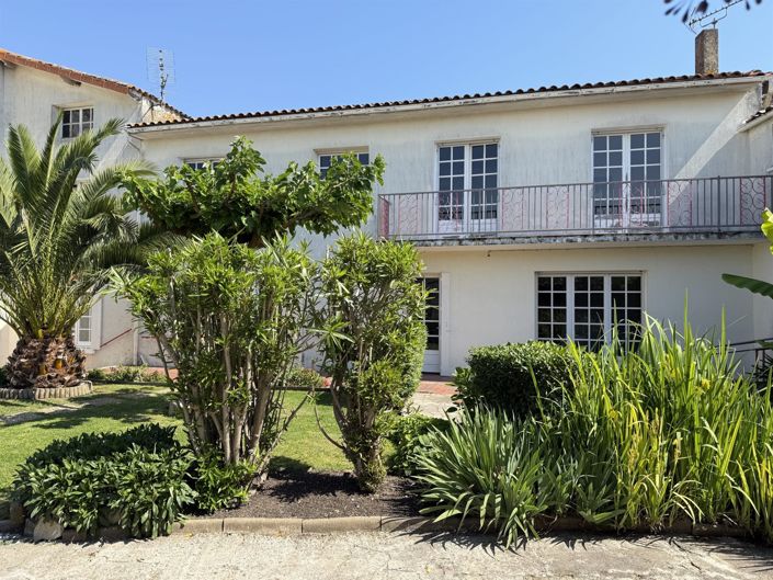 Image No.29-6 Bed House for sale