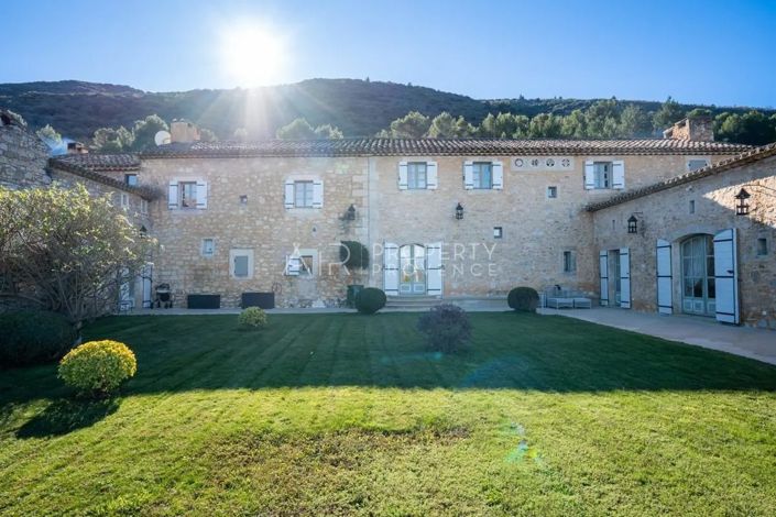 Image No.5-6 Bed House for sale