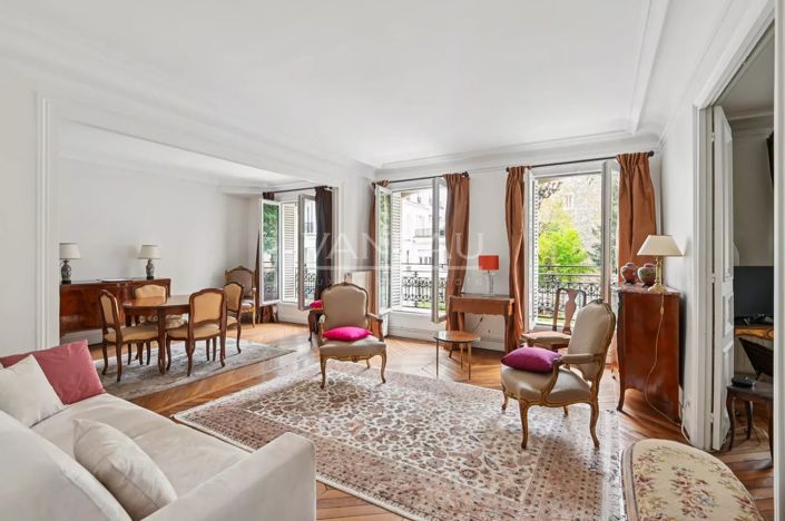 Image No.3-3 Bed Apartment for sale