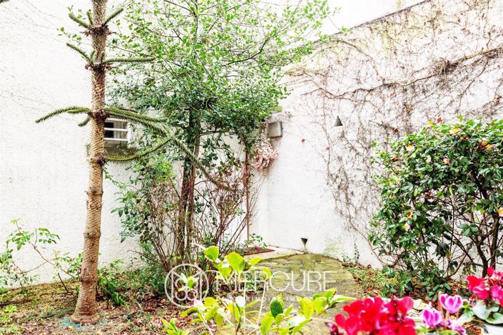 Image No.10-5 Bed House for sale