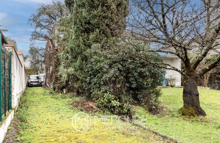 Image No.11-5 Bed House for sale