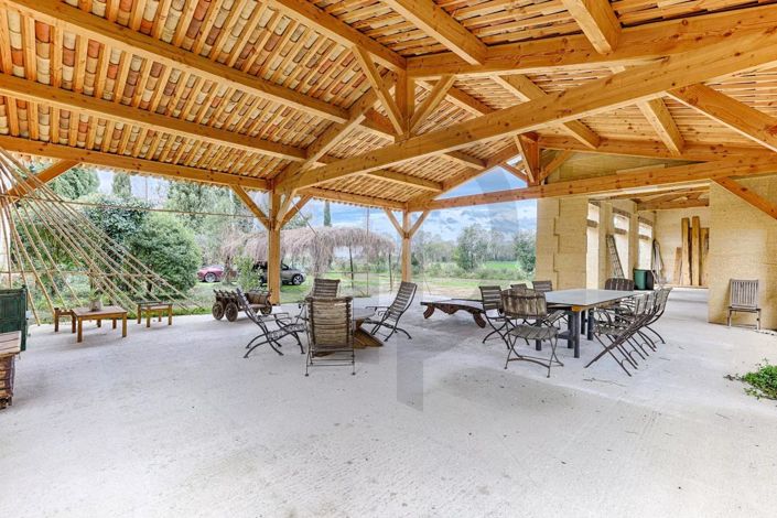 Image No.10-6 Bed House for sale