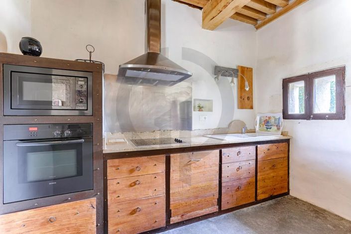 Image No.19-6 Bed House for sale