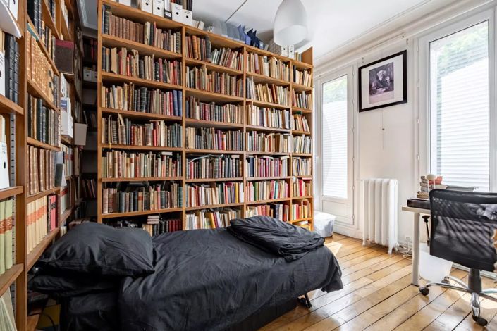 Image No.18-7 Bed House for sale