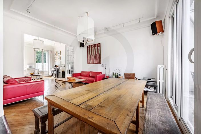 Image No.5-7 Bed House for sale