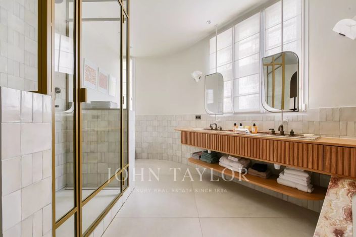 Image No.12-4 Bed Apartment for sale