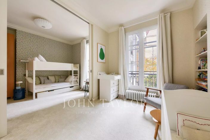 Image No.15-4 Bed Apartment for sale