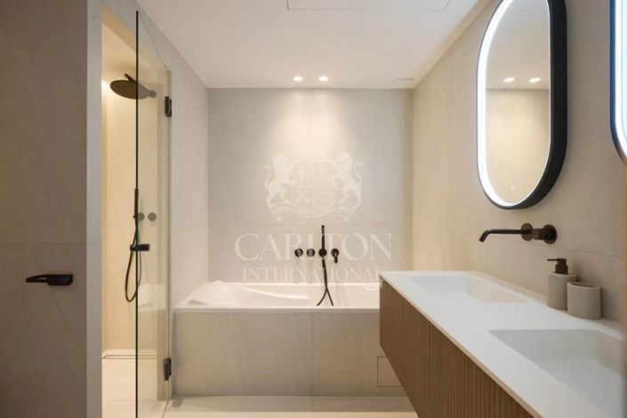 Image No.8-4 Bed Apartment for sale