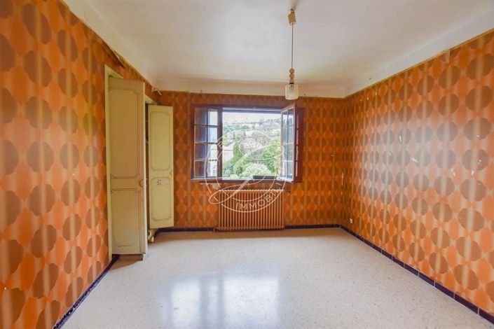 Image No.15-7 Bed House for sale