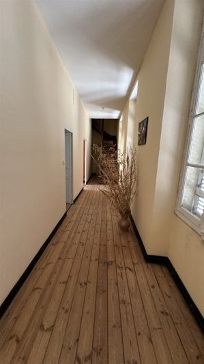 Image No.6-14 Bed House for sale