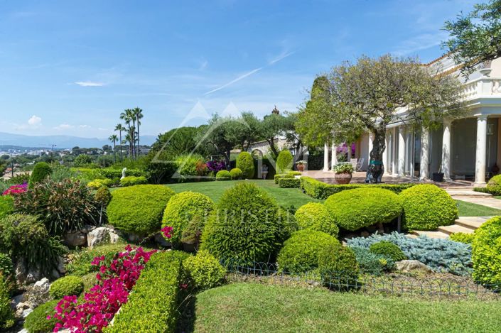 Image No.11-7 Bed House for sale