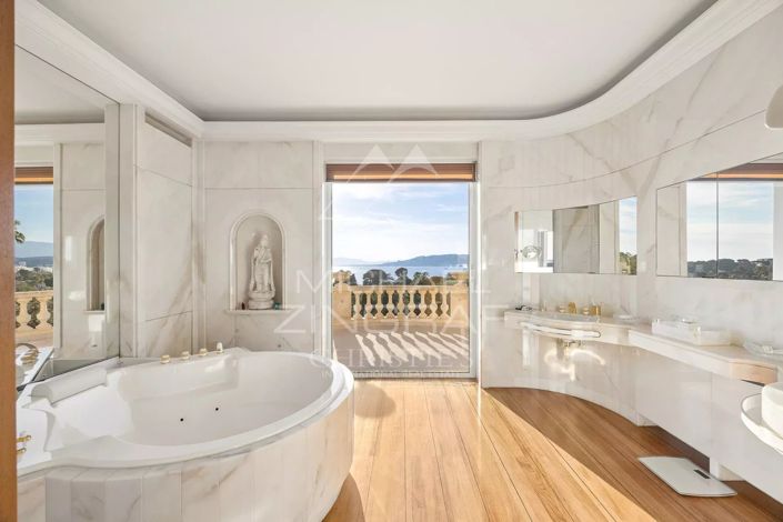 Image No.34-7 Bed House for sale