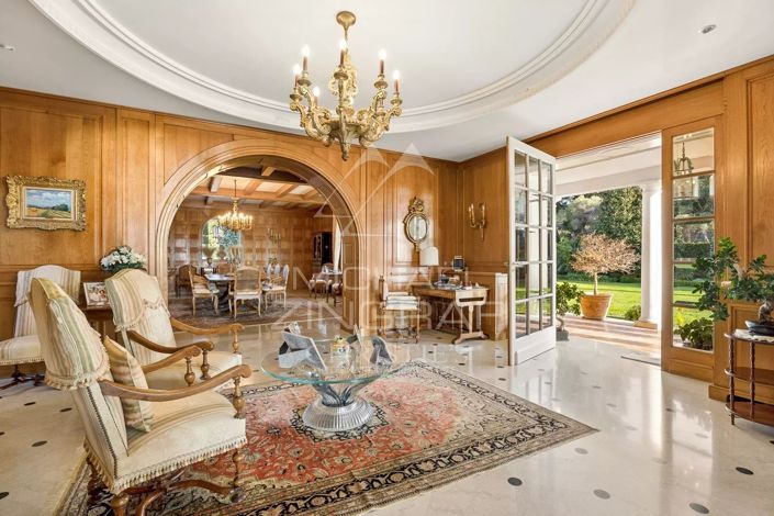 Image No.35-7 Bed House for sale