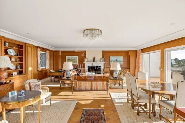 Image No.38-7 Bed House for sale