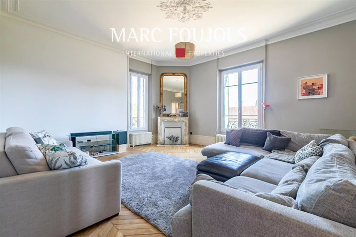 Image No.21-6 Bed House for sale