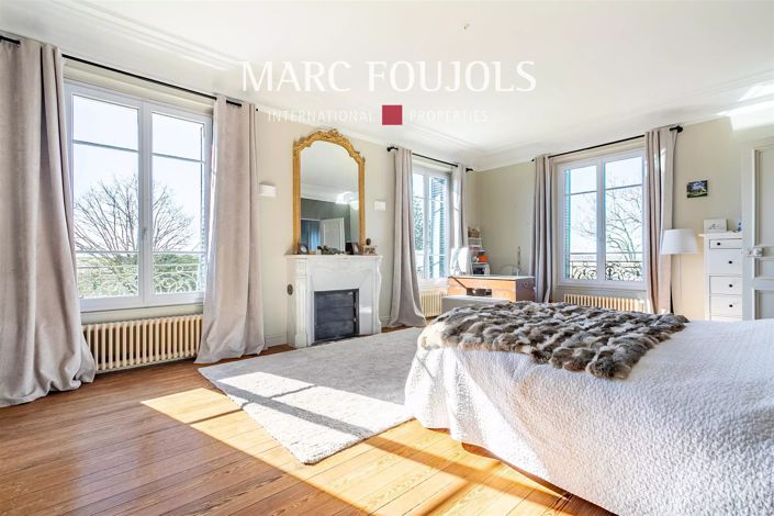 Image No.24-6 Bed House for sale