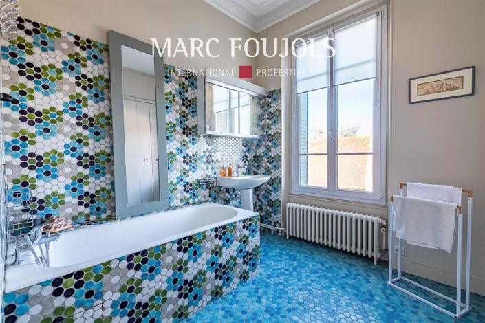 Image No.29-6 Bed House for sale