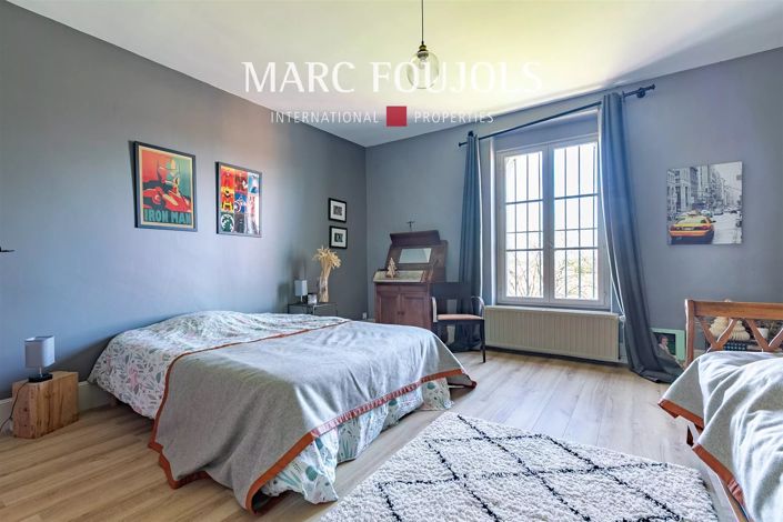 Image No.30-6 Bed House for sale