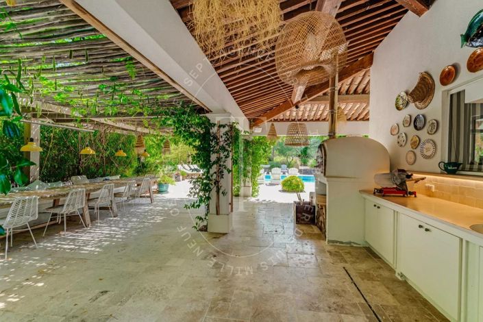 Image No.10-4 Bed House for sale