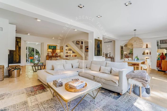 Image No.4-4 Bed House for sale