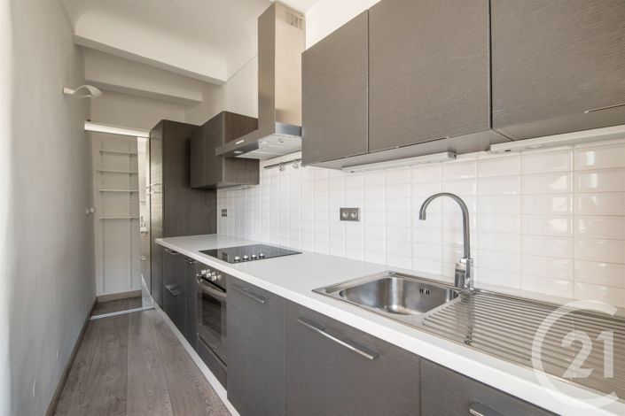 Image No.3-Appartement de 2 chambres à vendre à Nice