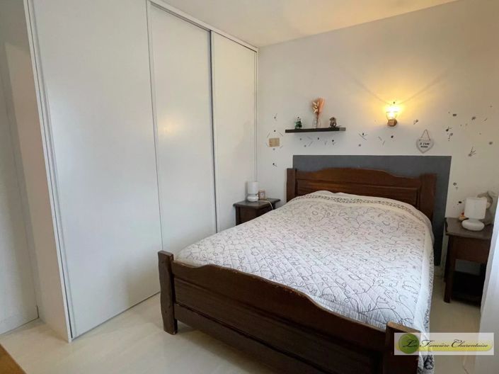 Image No.15-2 Bed House for sale