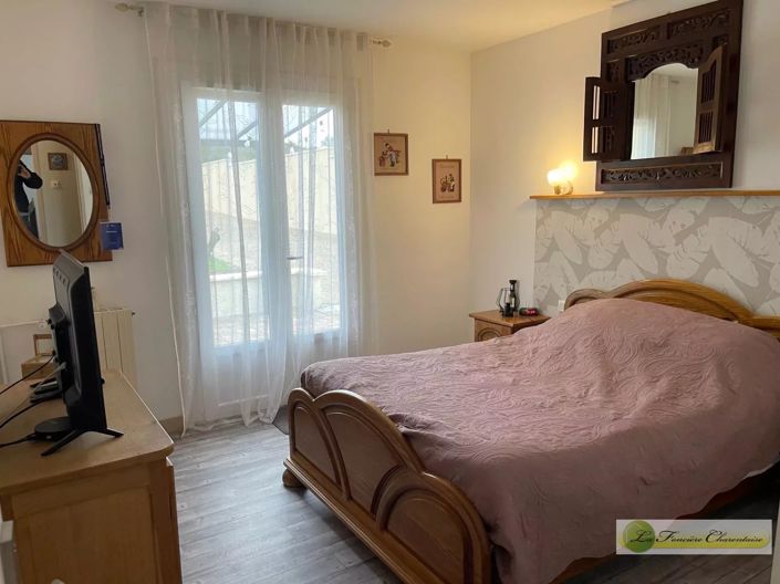 Image No.17-2 Bed House for sale