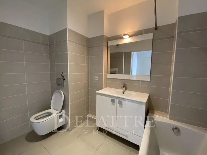 Image No.10-1 Bed Apartment for sale