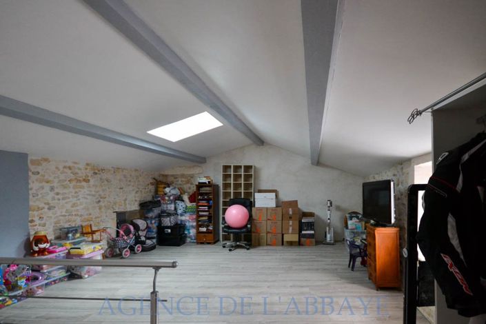 Image No.7-4 Bed House for sale