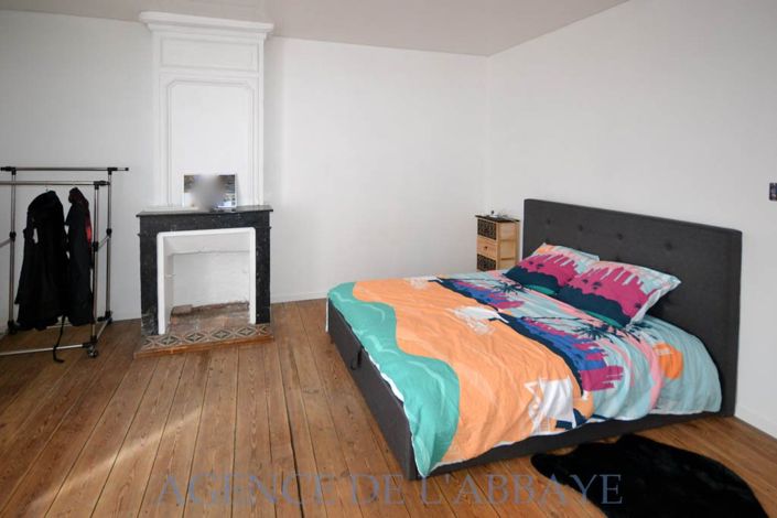 Image No.8-4 Bed House for sale