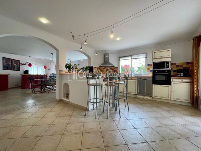 Image No.8-House for sale