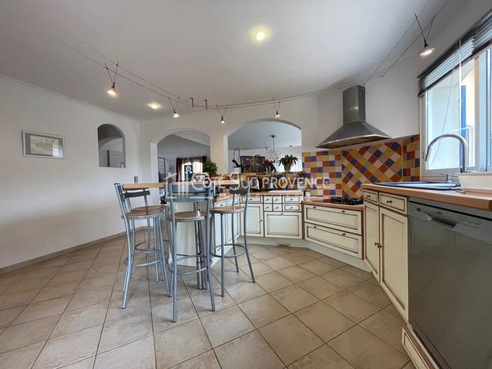 Image No.9-House for sale