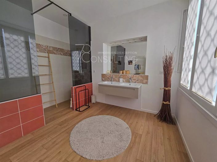 Image No.10-House for sale