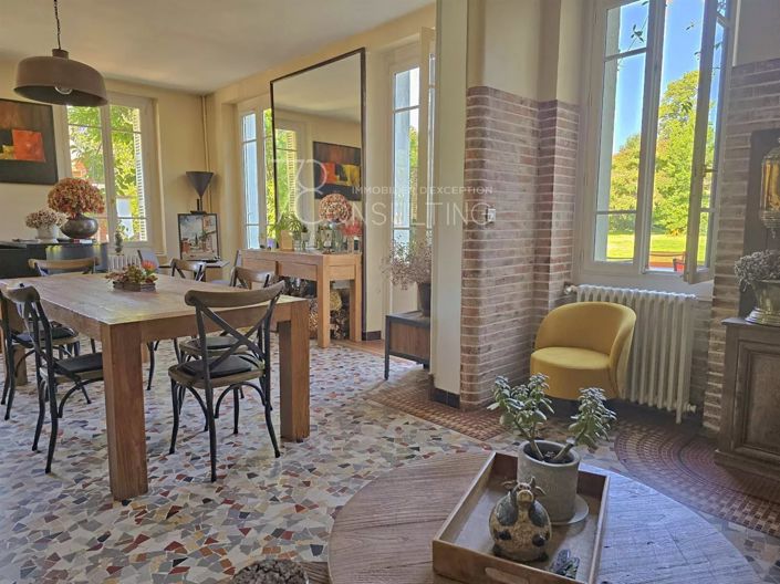 Image No.5-House for sale