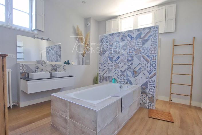 Image No.8-House for sale