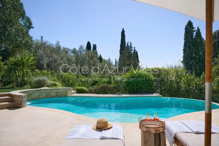 Image No.2-5 Bed House for sale
