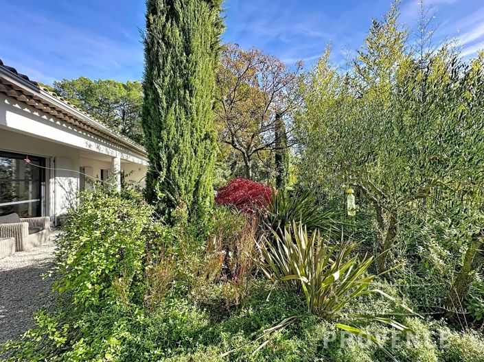 Image No.21-3 Bed House for sale