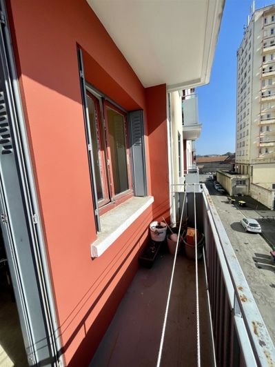 Image No.4-Appartement de 2 chambres à vendre à Tarbes