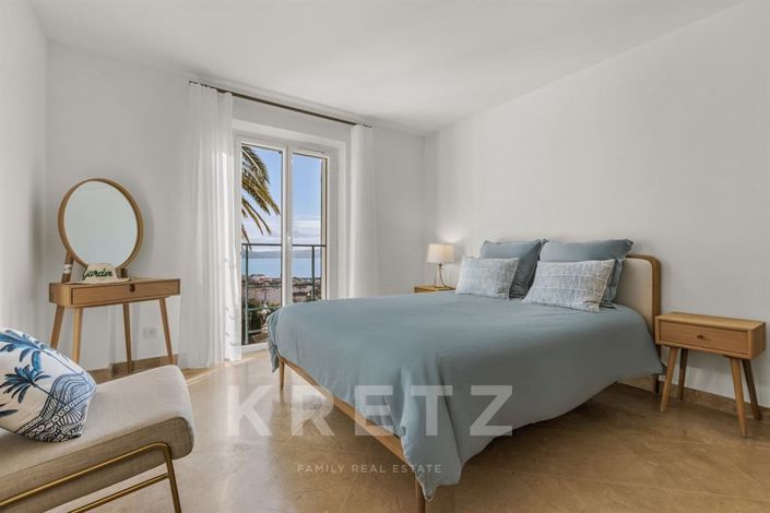 Image No.10-4 Bed House for sale